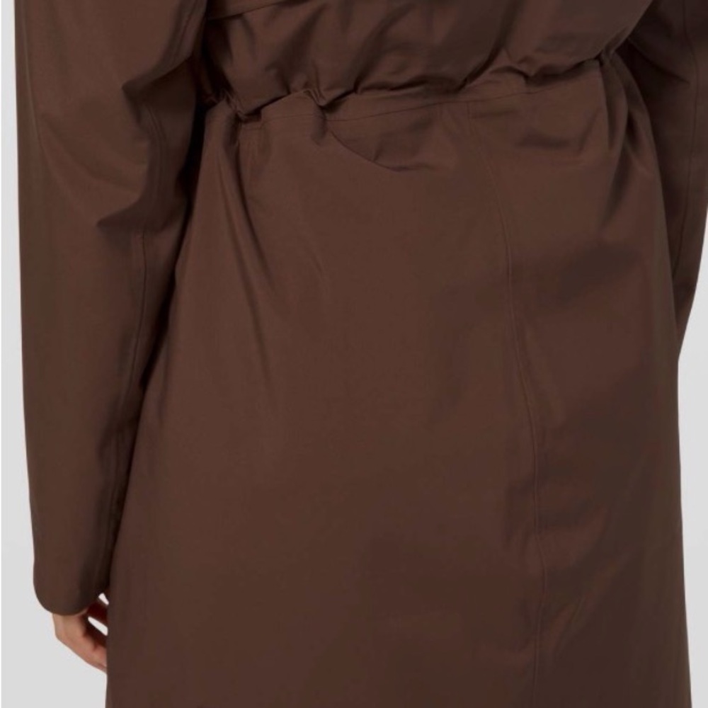lululemon athletica Maroon Hooded Rain Jacket - Picture 5 of 5